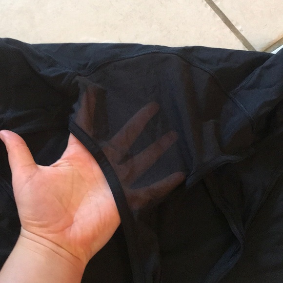 Lululemon black tank - Picture 3 of 3